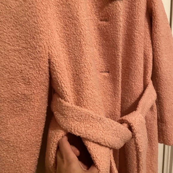 Amazon Essentials Women's Pink Teddy Jacket - Picture 3 of 7